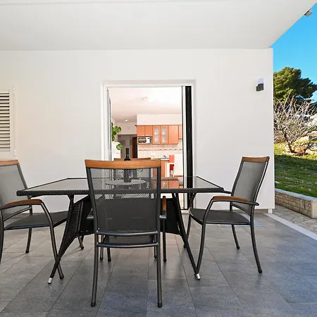 Διαμέρισμα Patricia *