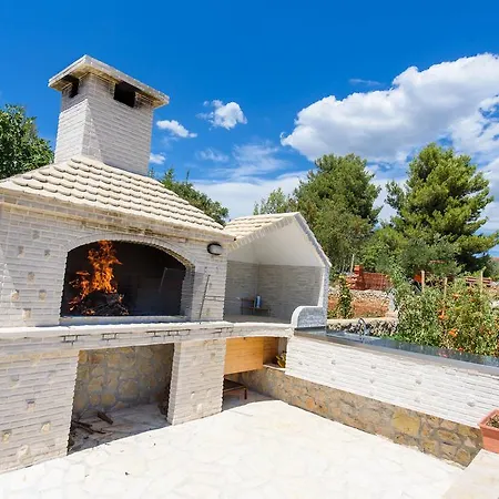 Διαμέρισμα Patricia Τρογκίρ